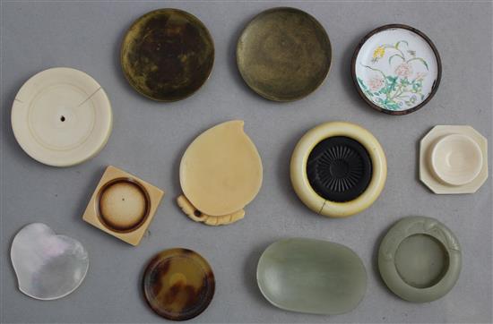 A collection of Chinese snuff trays, 19th-20th century, Richards no. 246